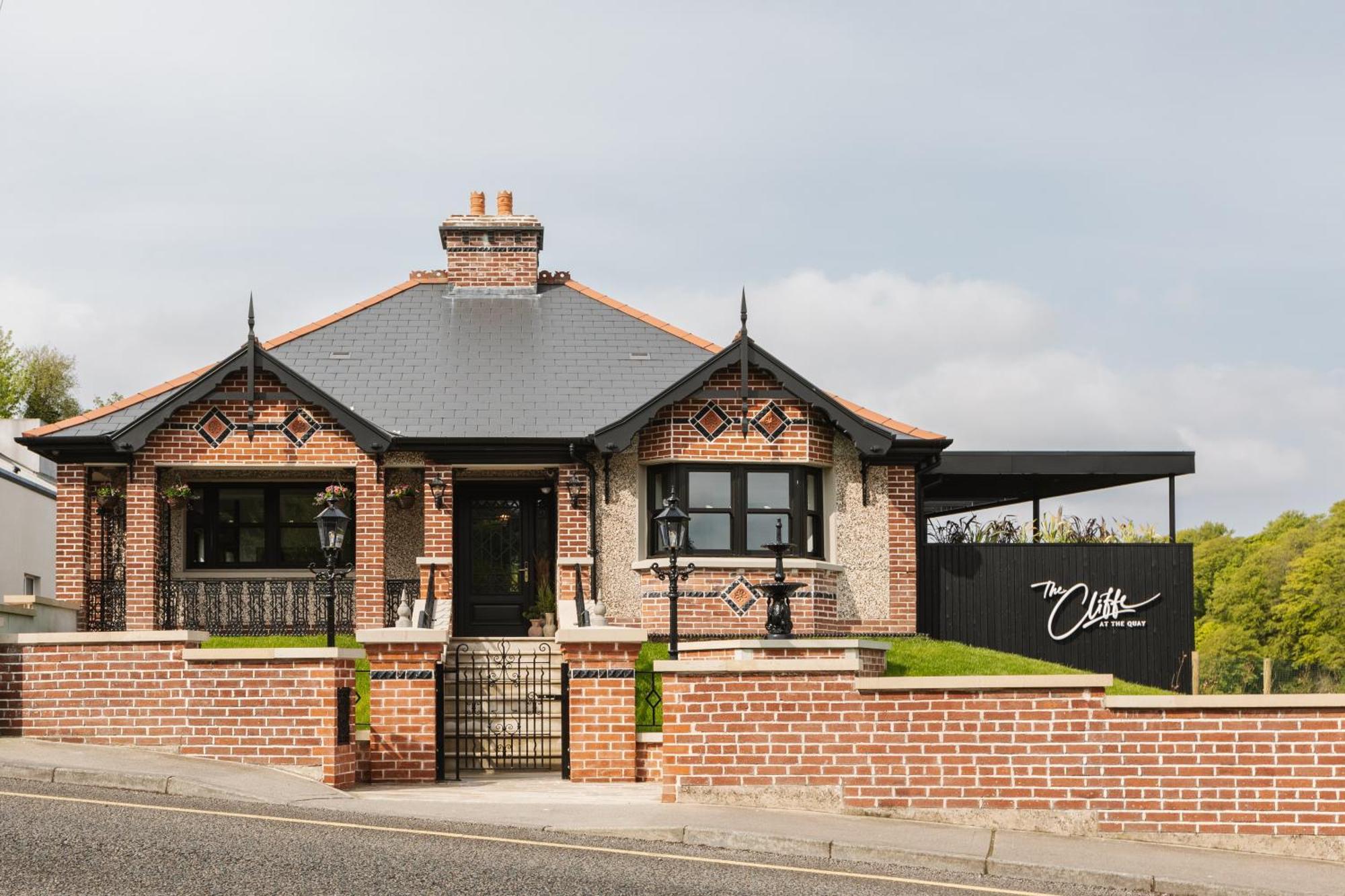 The Cliffe At The Quay Otel Donegal Town Dış mekan fotoğraf