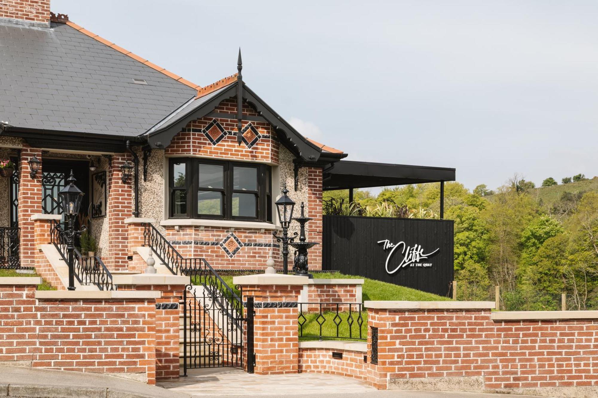 The Cliffe At The Quay Otel Donegal Town Dış mekan fotoğraf